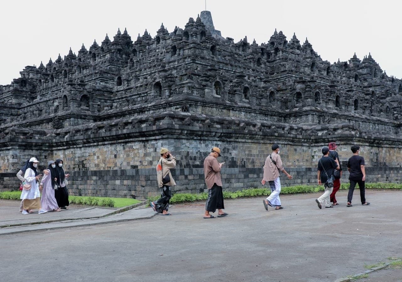 SEMARANG - Kunjungan wisatawan di Provinsi Jawa Tengah 2 (1) (1)